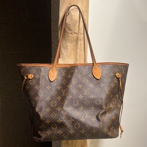 Authentic Never Full Louis Vuitton